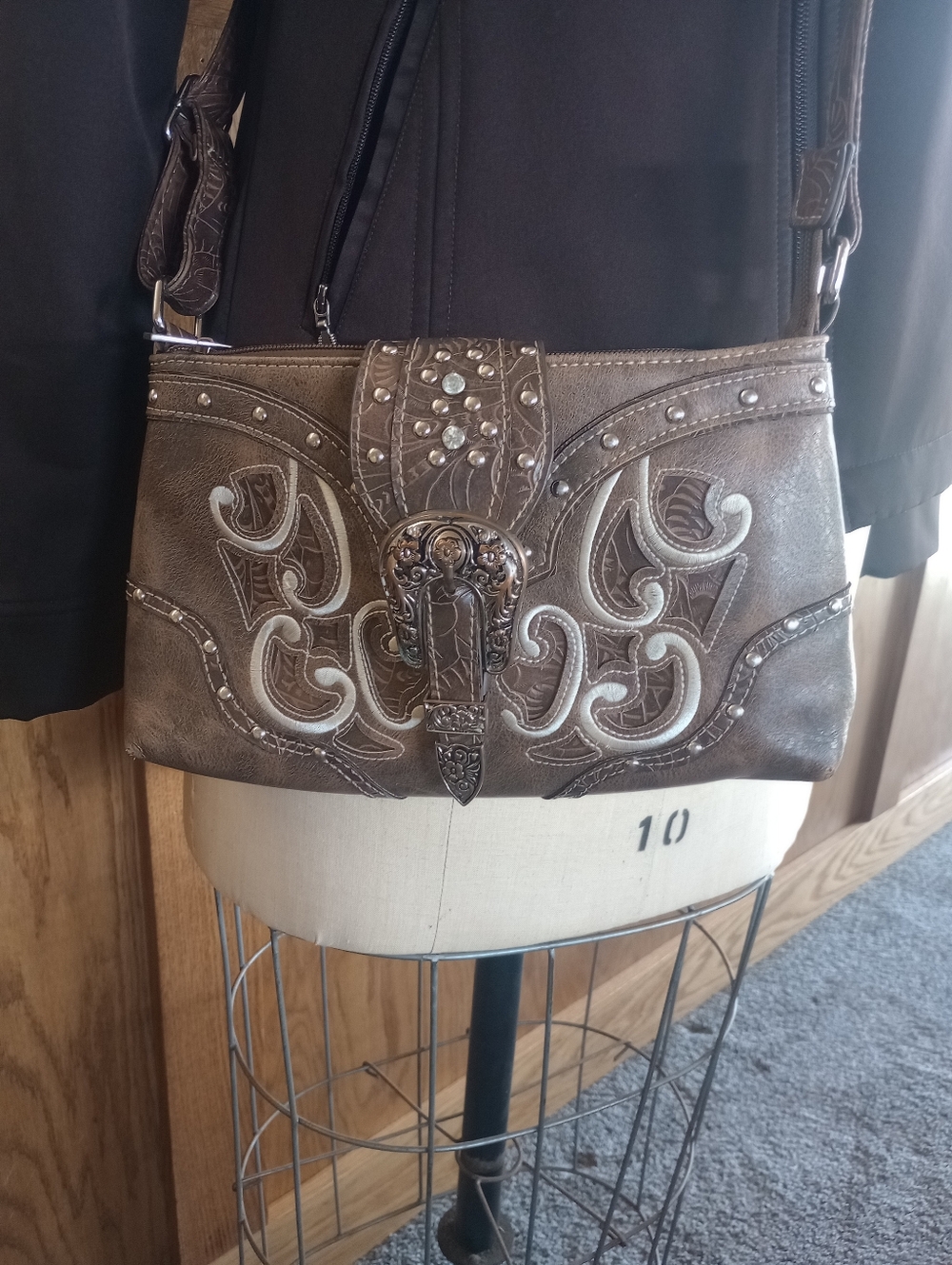 Western Conceal Carry Shoulder Bag Tan Embroidered